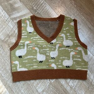 Goose Patterned Knit Vest